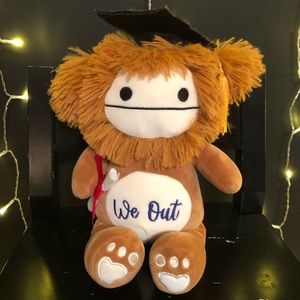 RARE NWOT graduation Benny Bigfoot Squishmallow